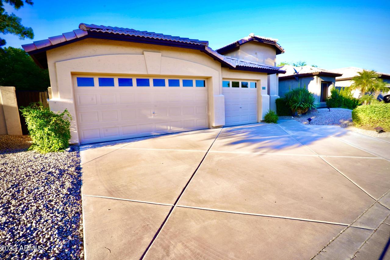 318 W Campo Bello Dr., Phoenix, AZ 85023