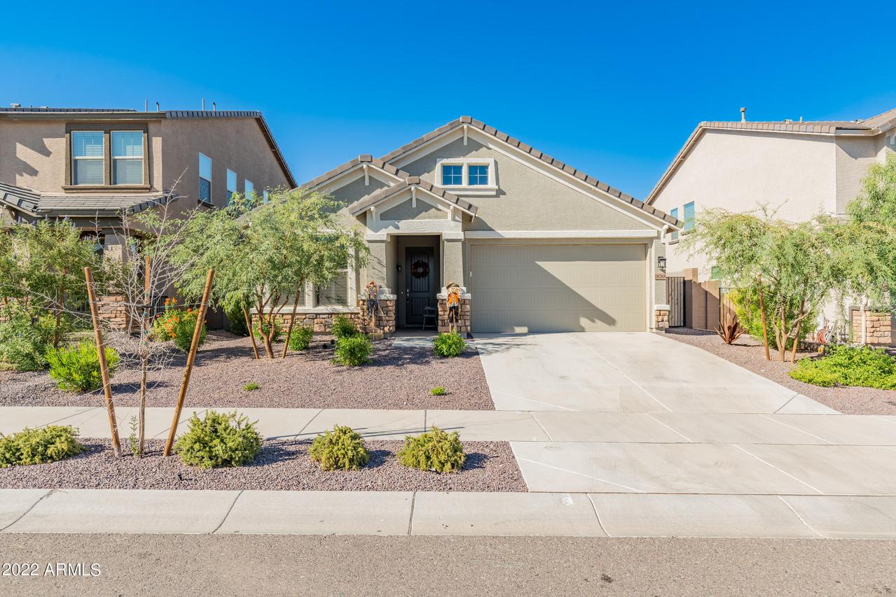 18768 W Clinton St., Surprise, AZ 85388