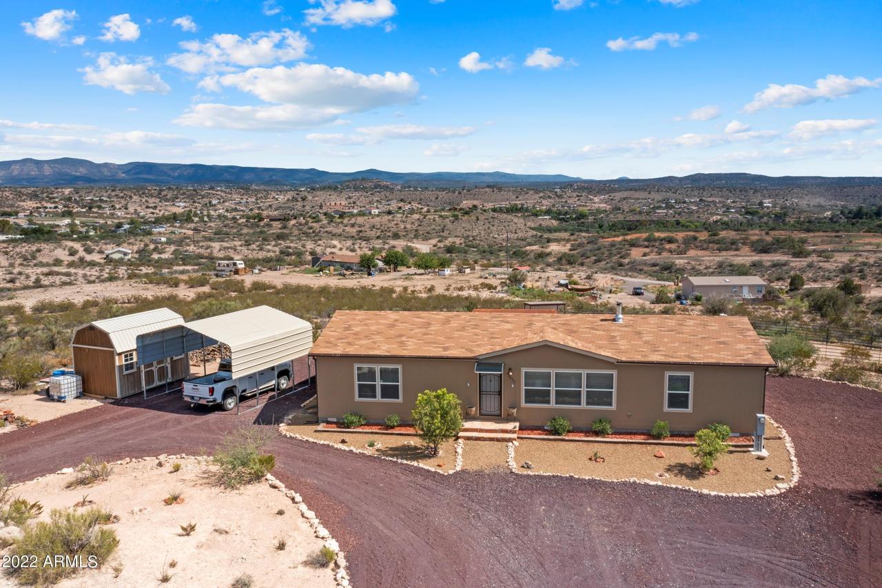 2075 E Semper Fi Dr., Rimrock, AZ 86335