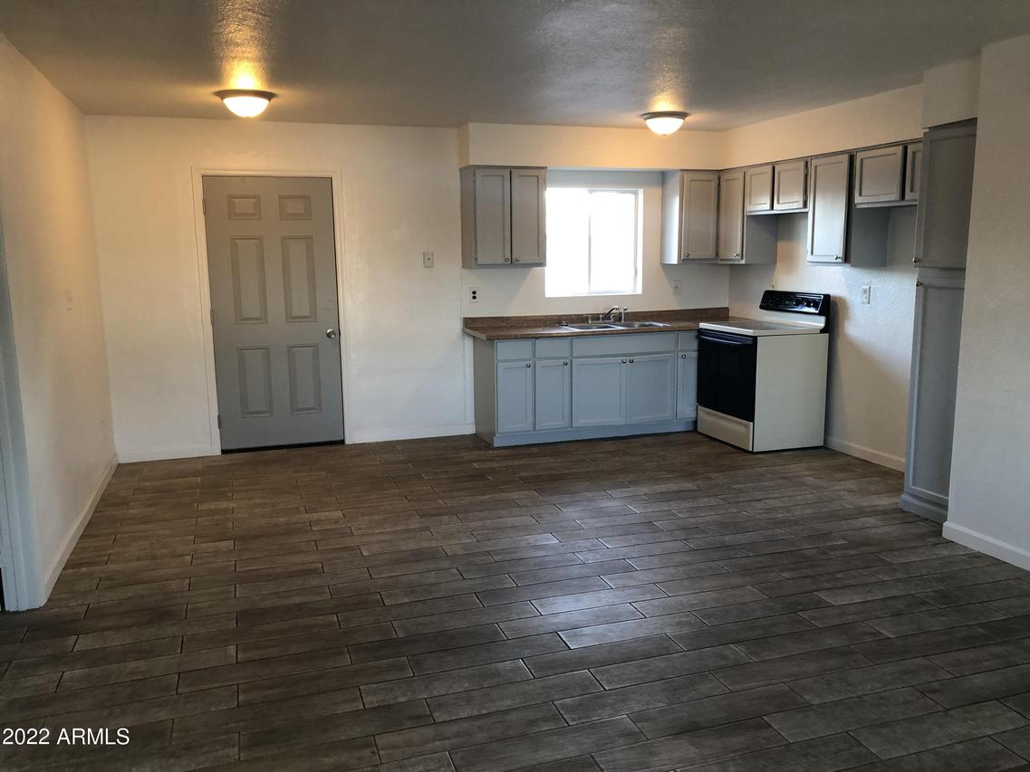 5619 W La Reata Ave., Phoenix, AZ 85035