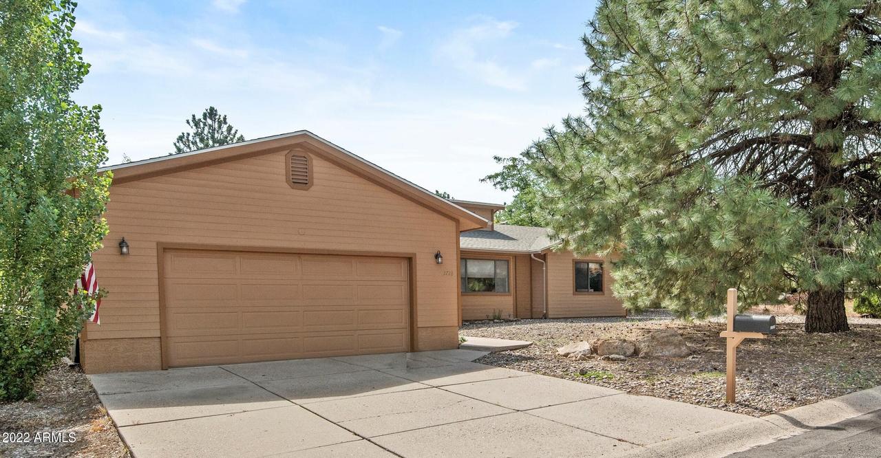 2728 N Elk Run St., Flagstaff, AZ 86004