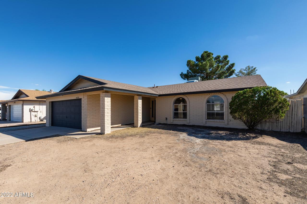 6531 W Mercer Ln., Glendale, AZ 85304