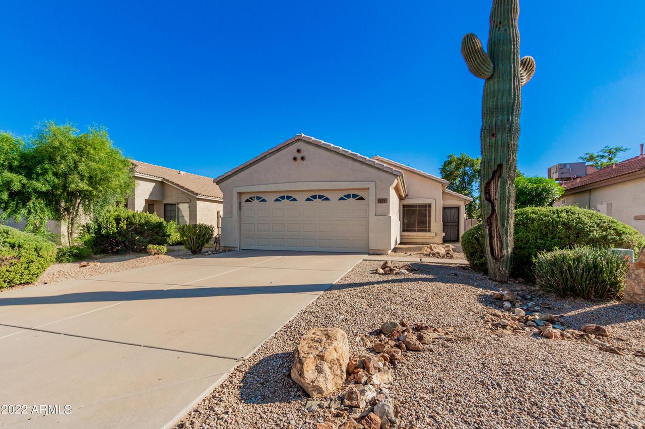 937 E Nardini St., San Tan Valley, AZ 85140