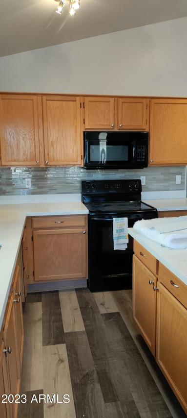 4209 E Graythorn Ave., Phoenix, AZ 85044