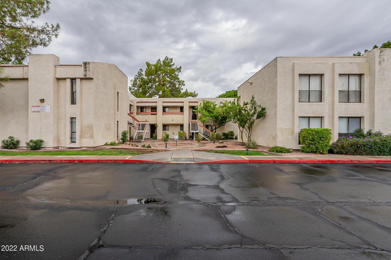 3119 W Cochise Dr. #232, Phoenix, AZ 85051