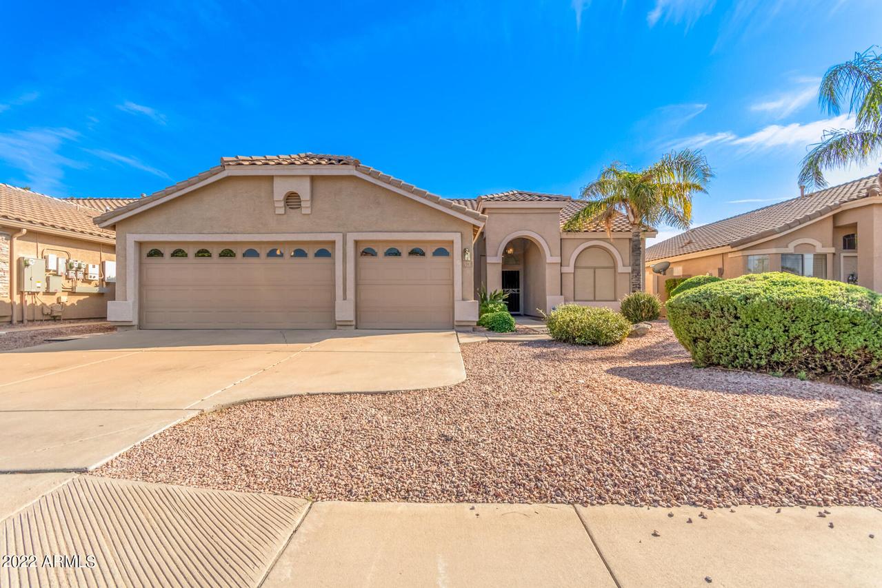 2317 E Robin Ln., Gilbert, AZ 85296