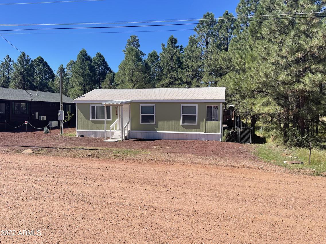 2882 Long Rifle Pl., Overgaard, AZ 85933