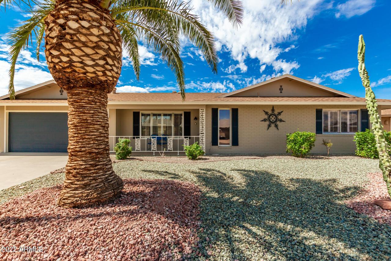19826 N 100th Ave., Sun City, AZ 85373