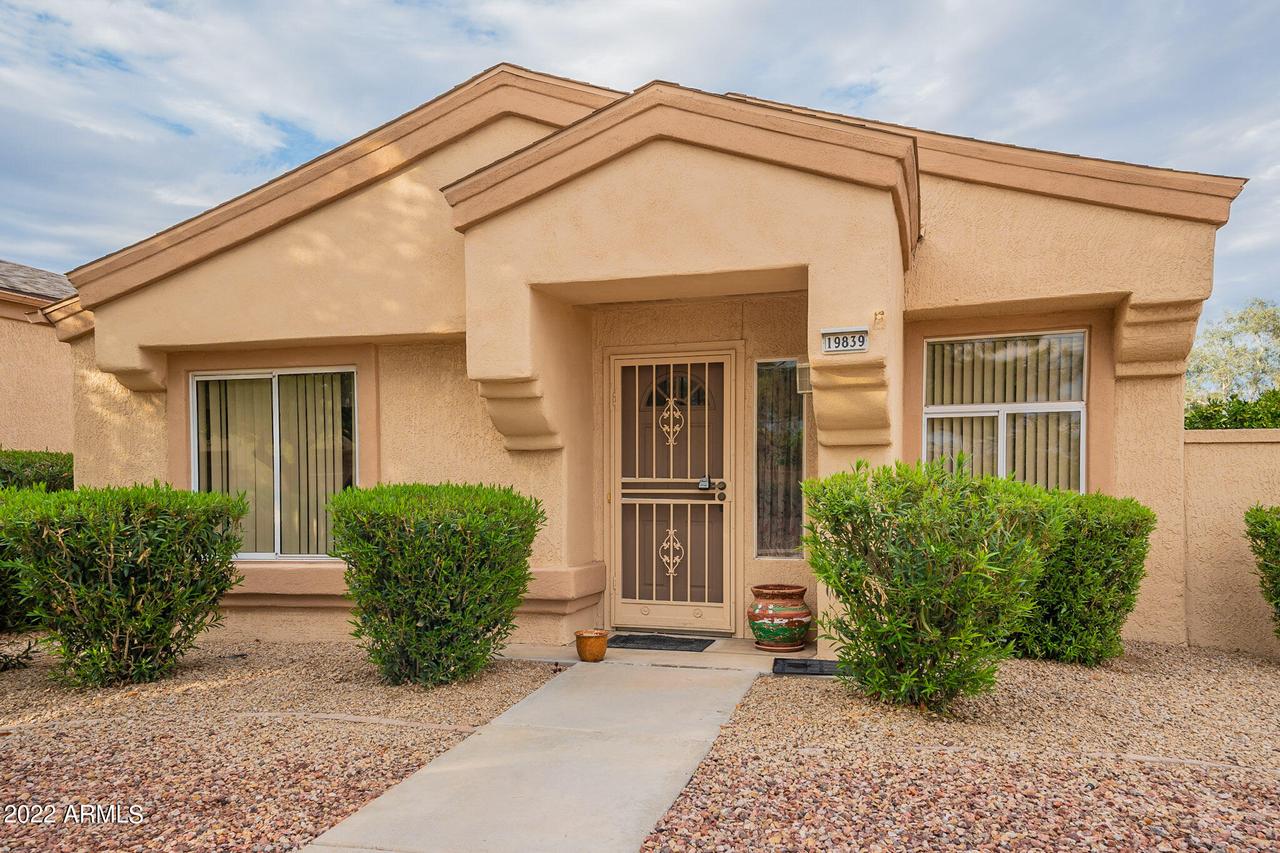 19839 N Greenview Dr., Sun City West, AZ 85375