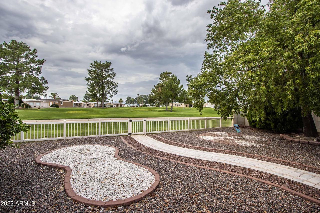 26002 S Parkside Dr., Sun Lakes, AZ 85248