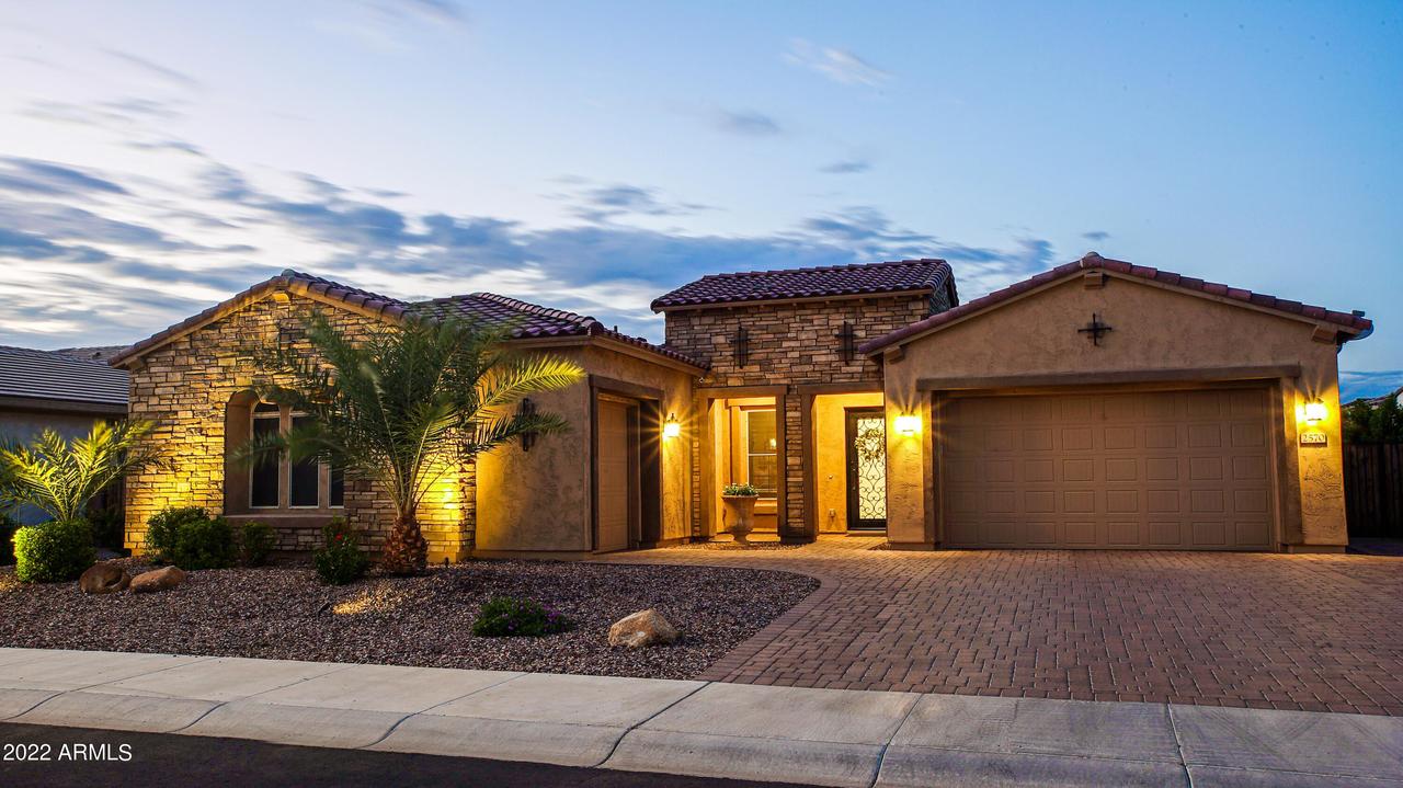 2570 E Thornton Ct., Gilbert, AZ 85297
