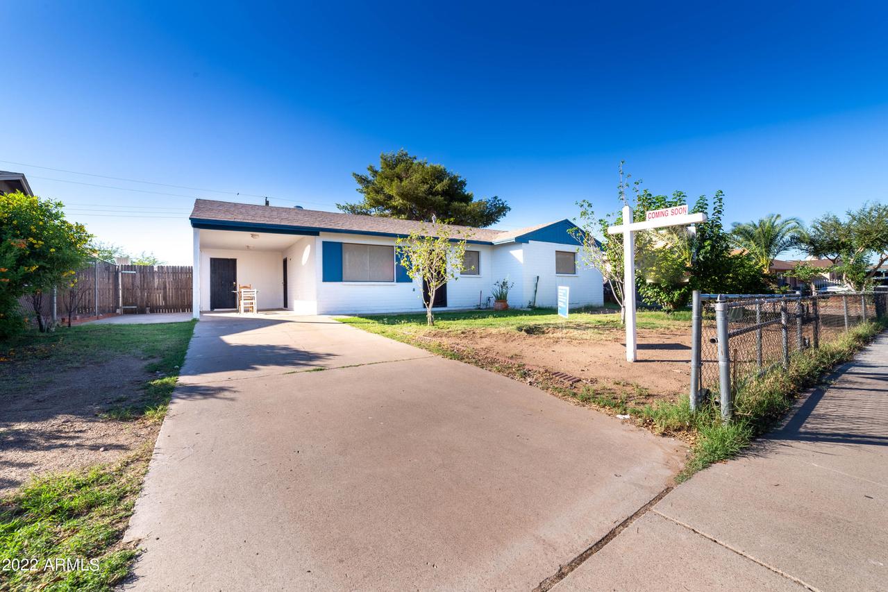 8207 W Clarendon Ave., Phoenix, AZ 85033