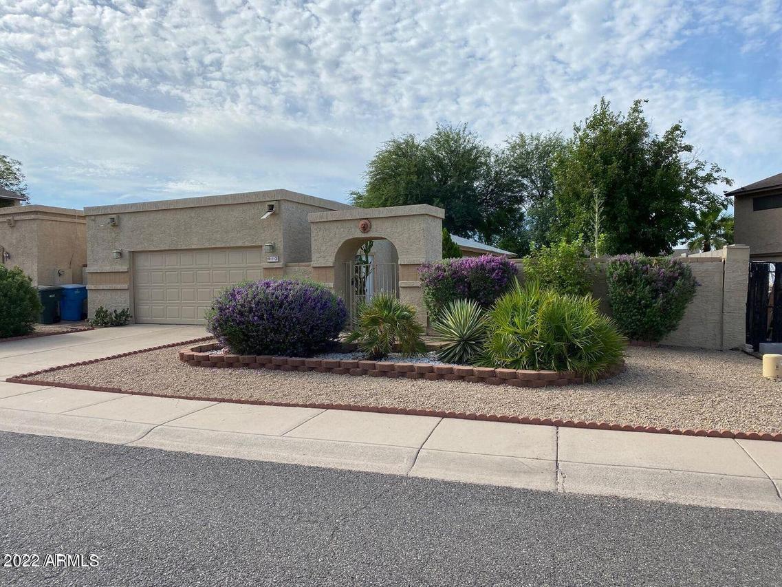 913 E Wahalla Ln., Phoenix, AZ 85024
