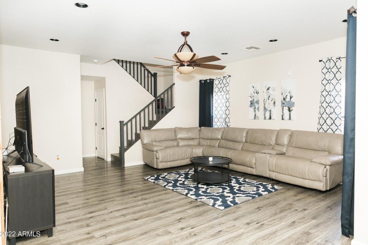 6332 W Beverly Rd., Laveen, AZ 85339
