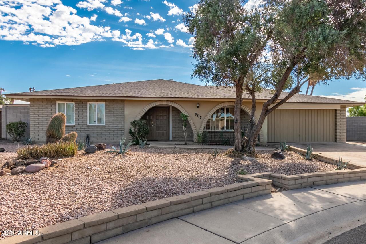 9817 N 40th Dr., Phoenix, AZ 85051