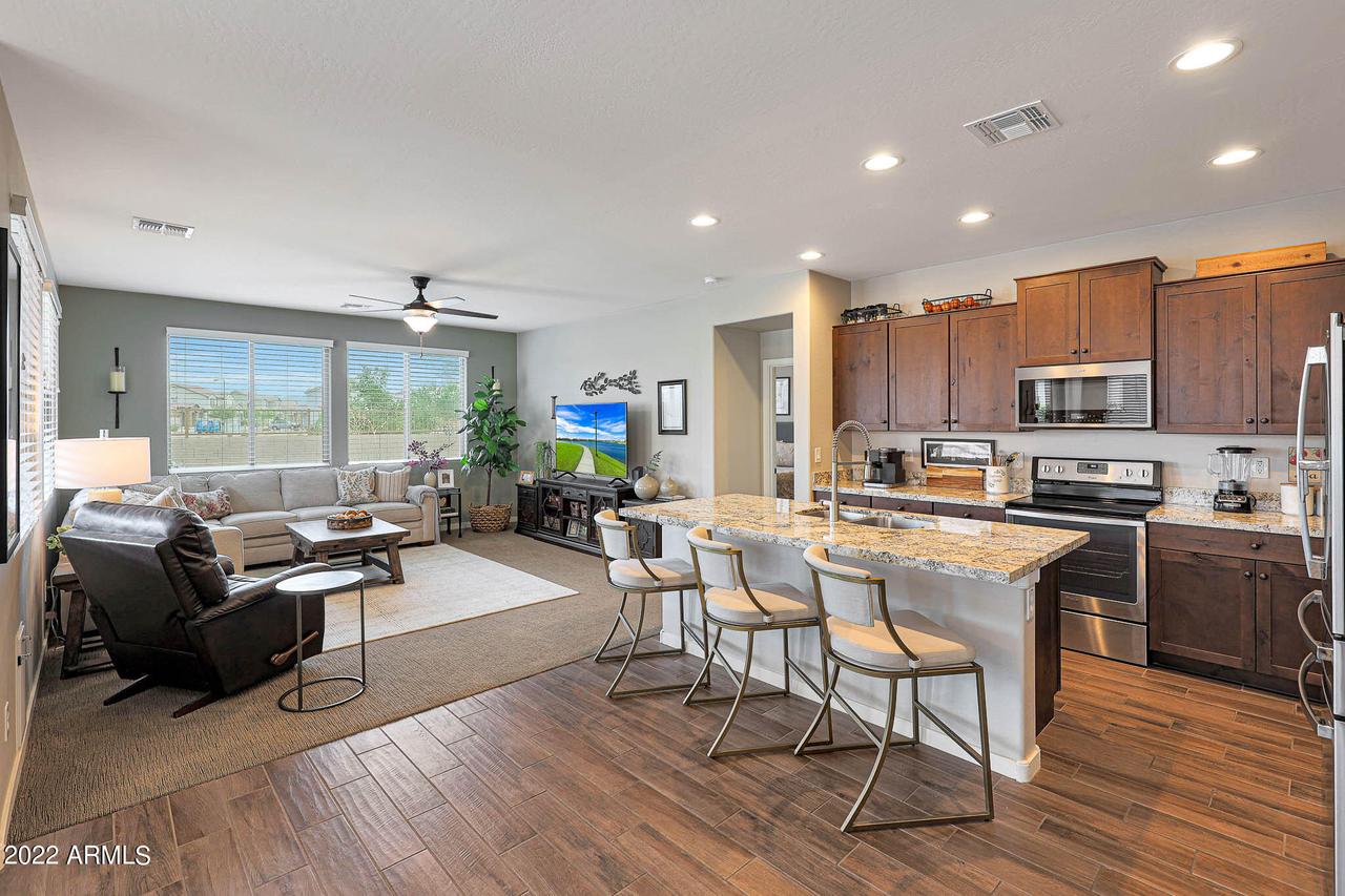 3413 N Loma Vista, Mesa, AZ 85213