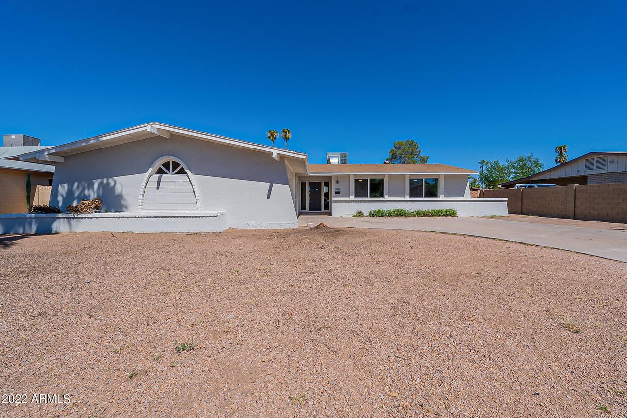 2350 W Del Campo Cir., Mesa, AZ 85202