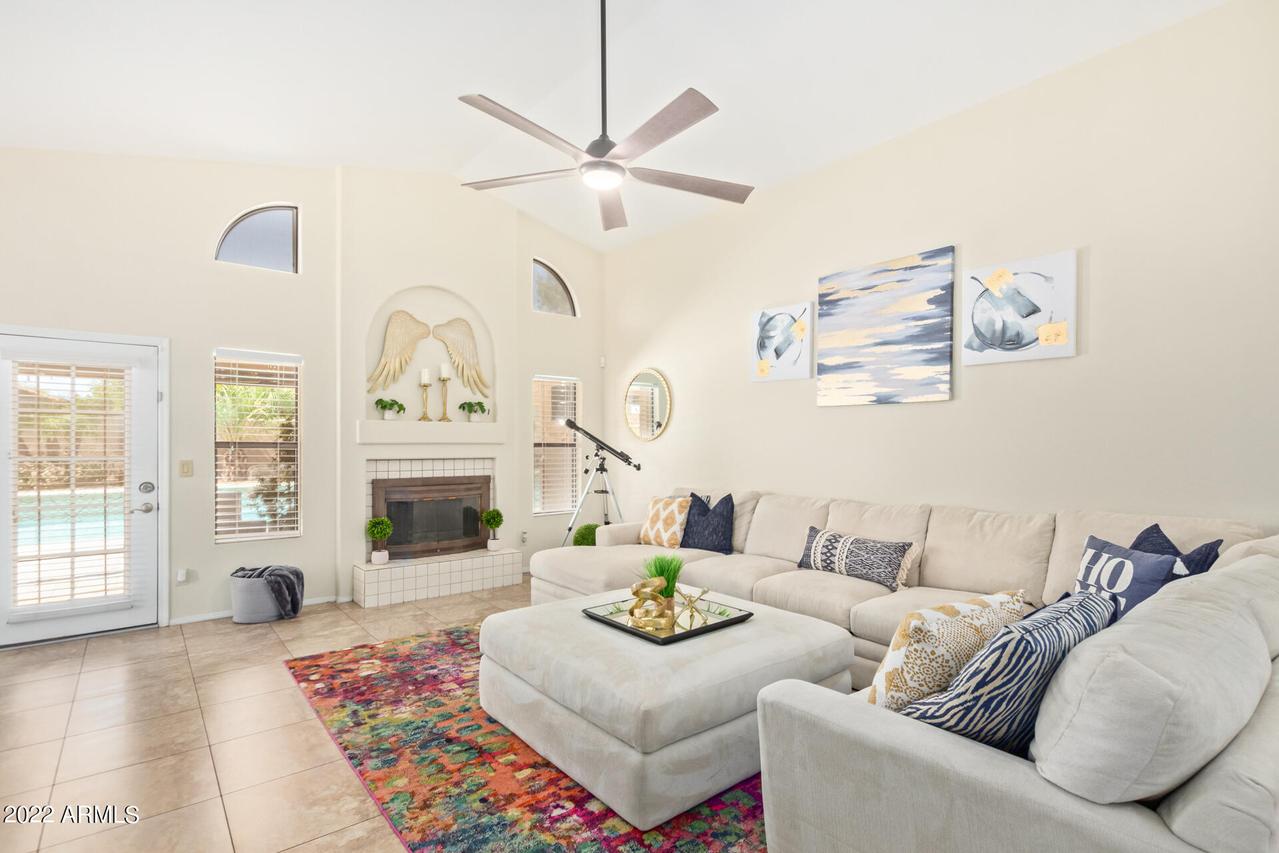 19214 N 74th Dr., Glendale, AZ 85308