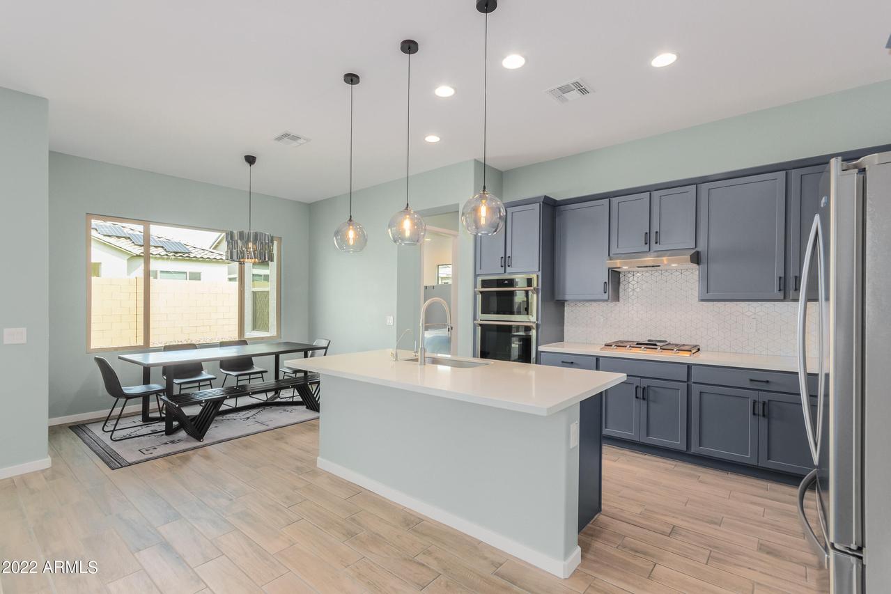 21082 E Camina Buena Vista, Queen Creek, AZ 85142