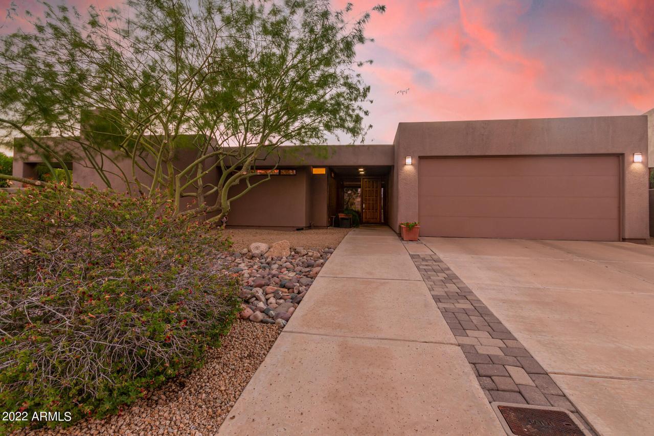 1635 E Seldon Ln., Phoenix, AZ 85020