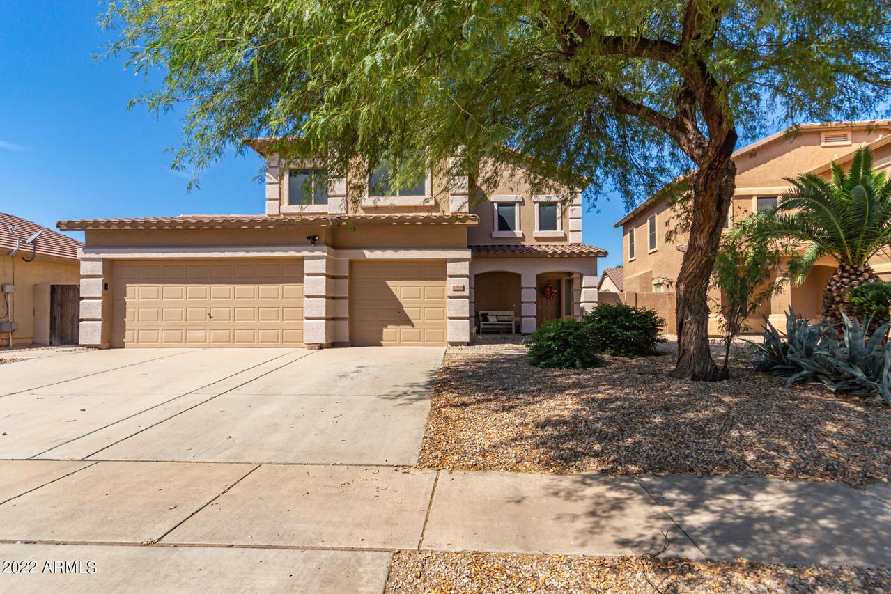 2918 E Silverbell Rd., San Tan Valley, AZ 85143