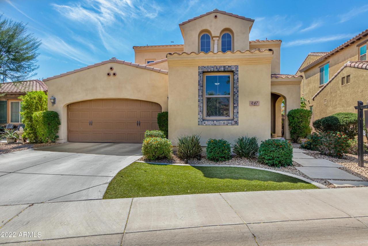 247 E Carob Dr., Chandler, AZ 85286