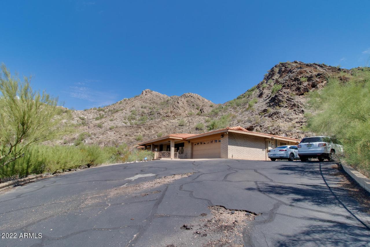 1856 E Cinnabar Ave., Phoenix, AZ 85020