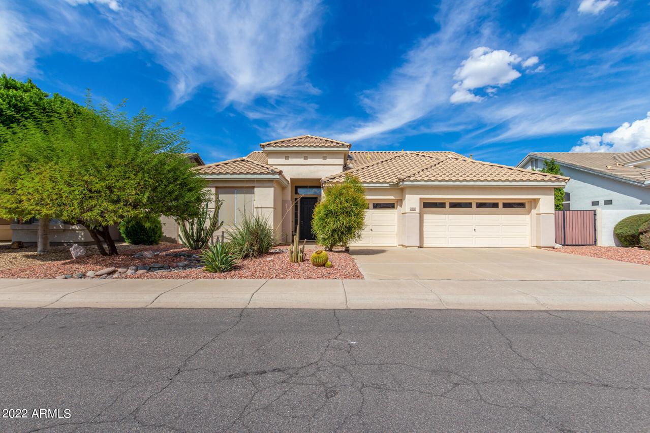 1526 E Monterey St., Chandler, AZ 85225