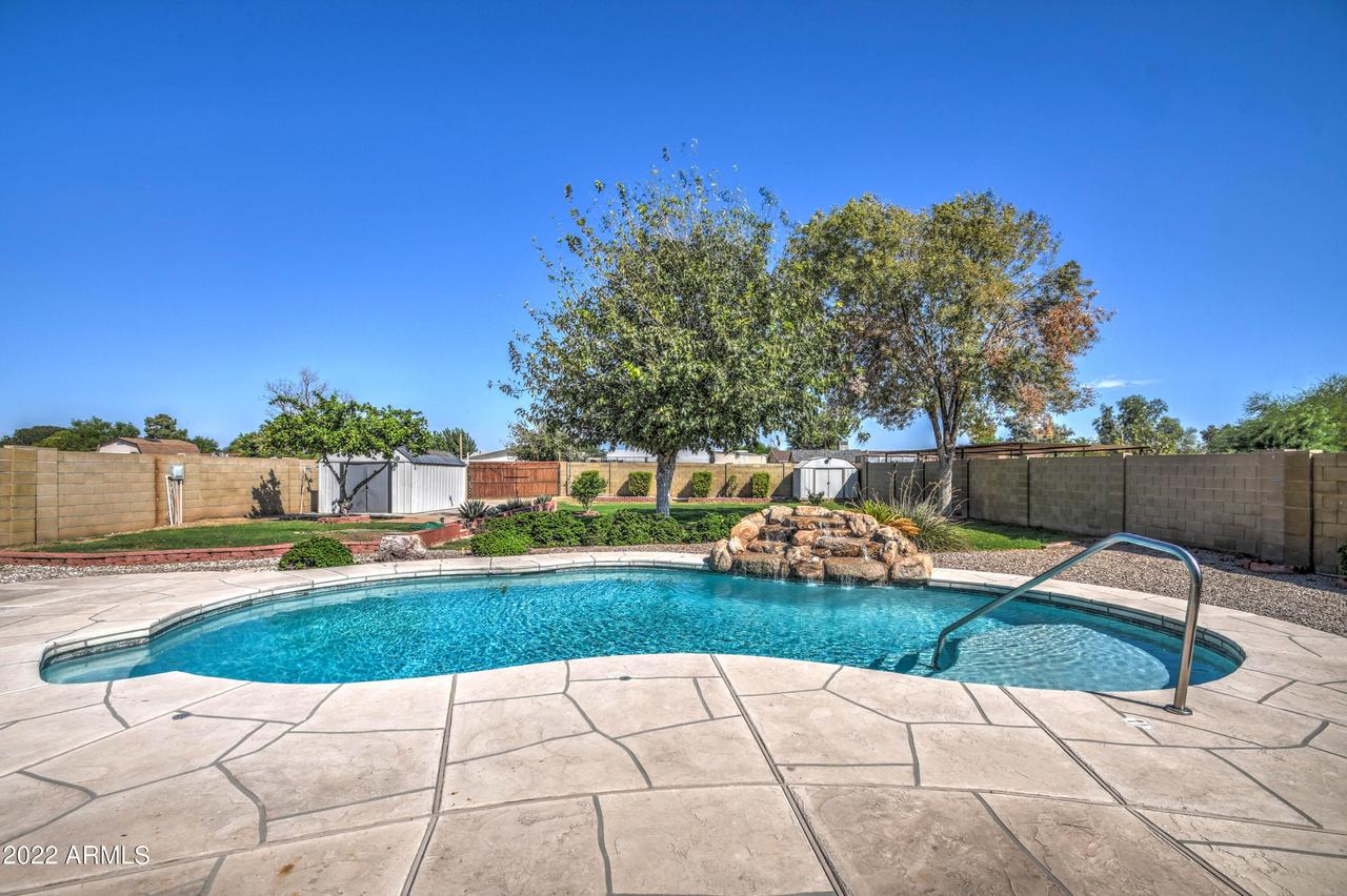 6602 W Mckinley St., Phoenix, AZ 85043
