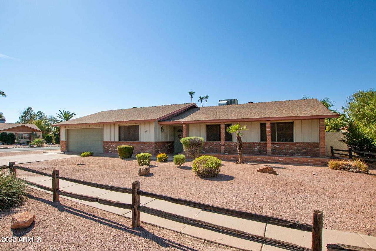1828 S Paseo Loma Cir., Mesa, AZ 85202
