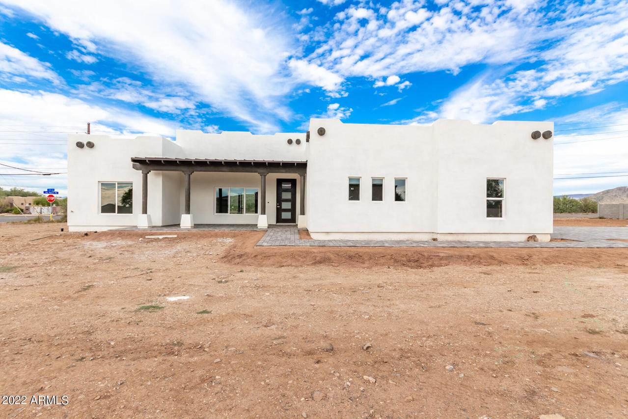 2012 E Serene St., Phoenix, AZ 85086