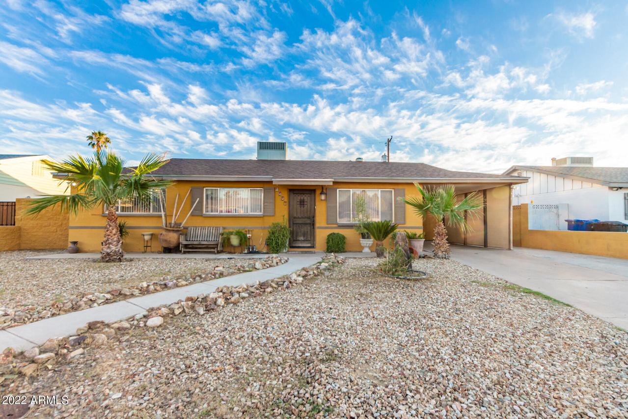 1667 W Bentley St., Mesa, AZ 85201