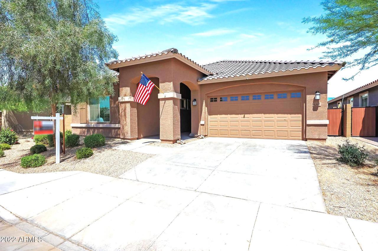 4207 S 97th Ave., Tolleson, AZ 85353