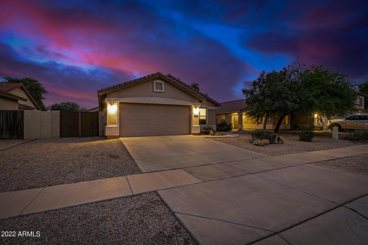 2837 E Pinto Valley Rd., San Tan Valley, AZ 85143