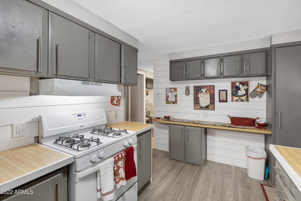 201 S Greenfield Rd Rd. #106, Mesa, AZ 85206