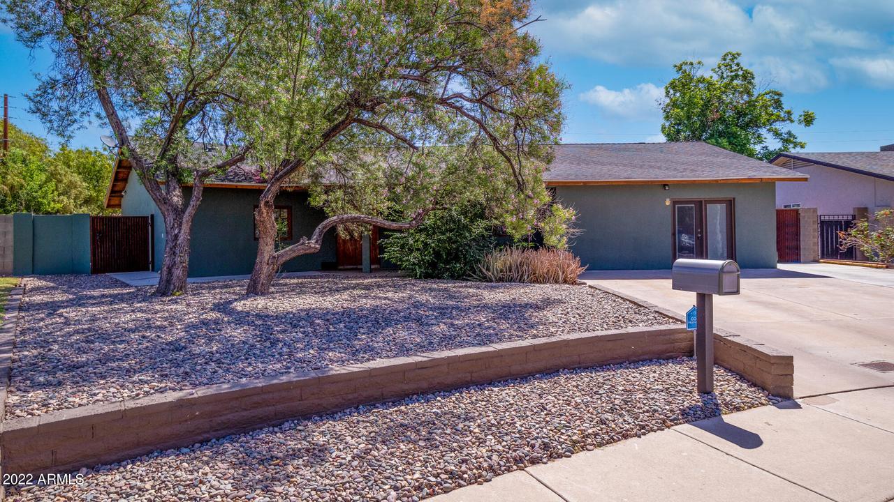 3321 N 34th St., Phoenix, AZ 85018