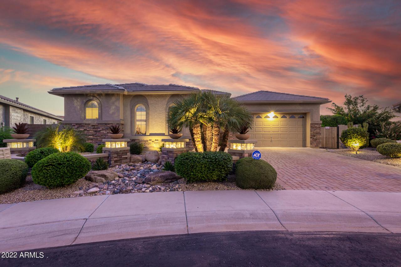 17764 N Johns Ct., Surprise, AZ 85374