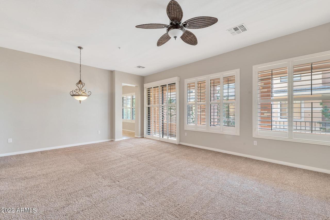 2989 N 44th St. #2039, Phoenix, AZ 85018