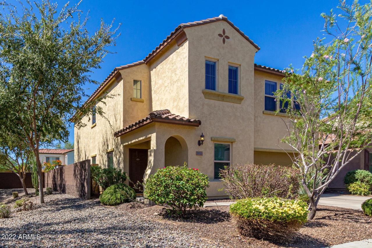 5415 W Hobby Horse Dr., Phoenix, AZ 85083