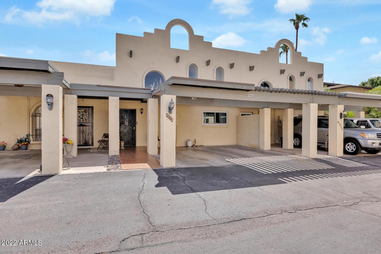 2215 E Catalina Dr., Phoenix, AZ 85016