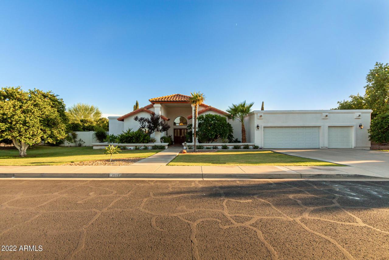 4033 E Hope St., Mesa, AZ 85205