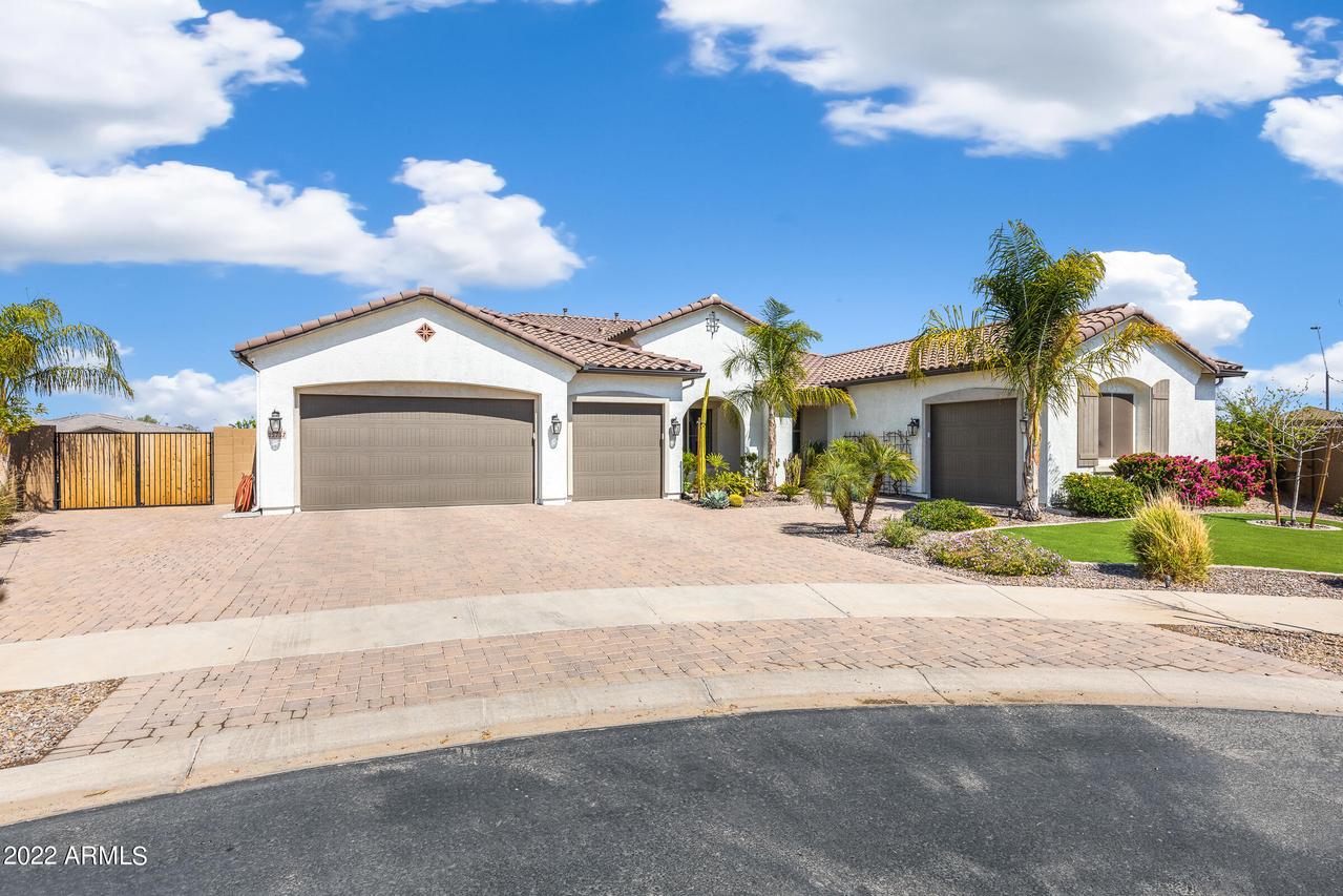 22757 S 231st Way, Queen Creek, AZ 85142