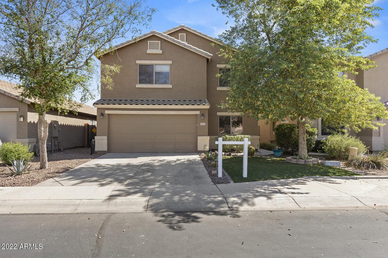 22679 N Davis Way, Maricopa, AZ 85138