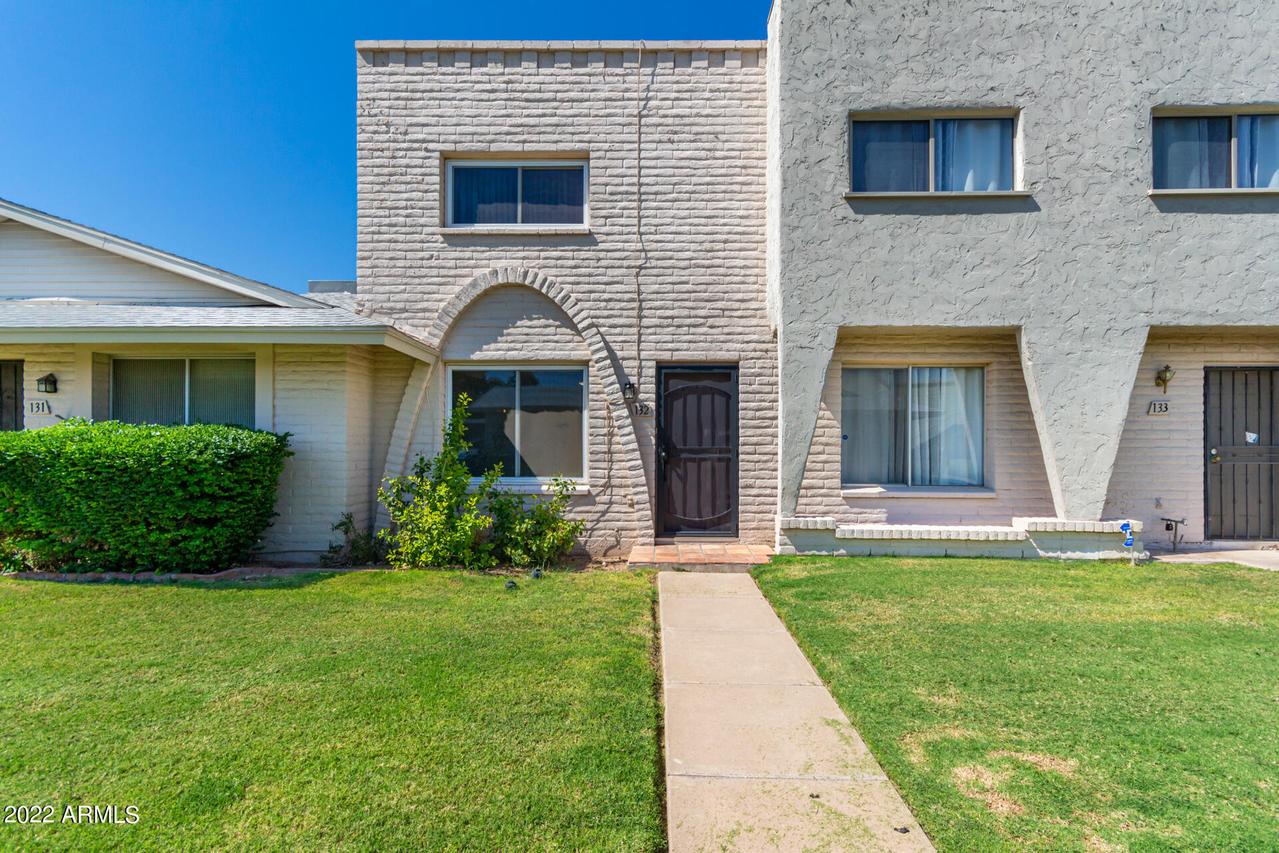 225 N Standage Rd. #132, Mesa, AZ 85201