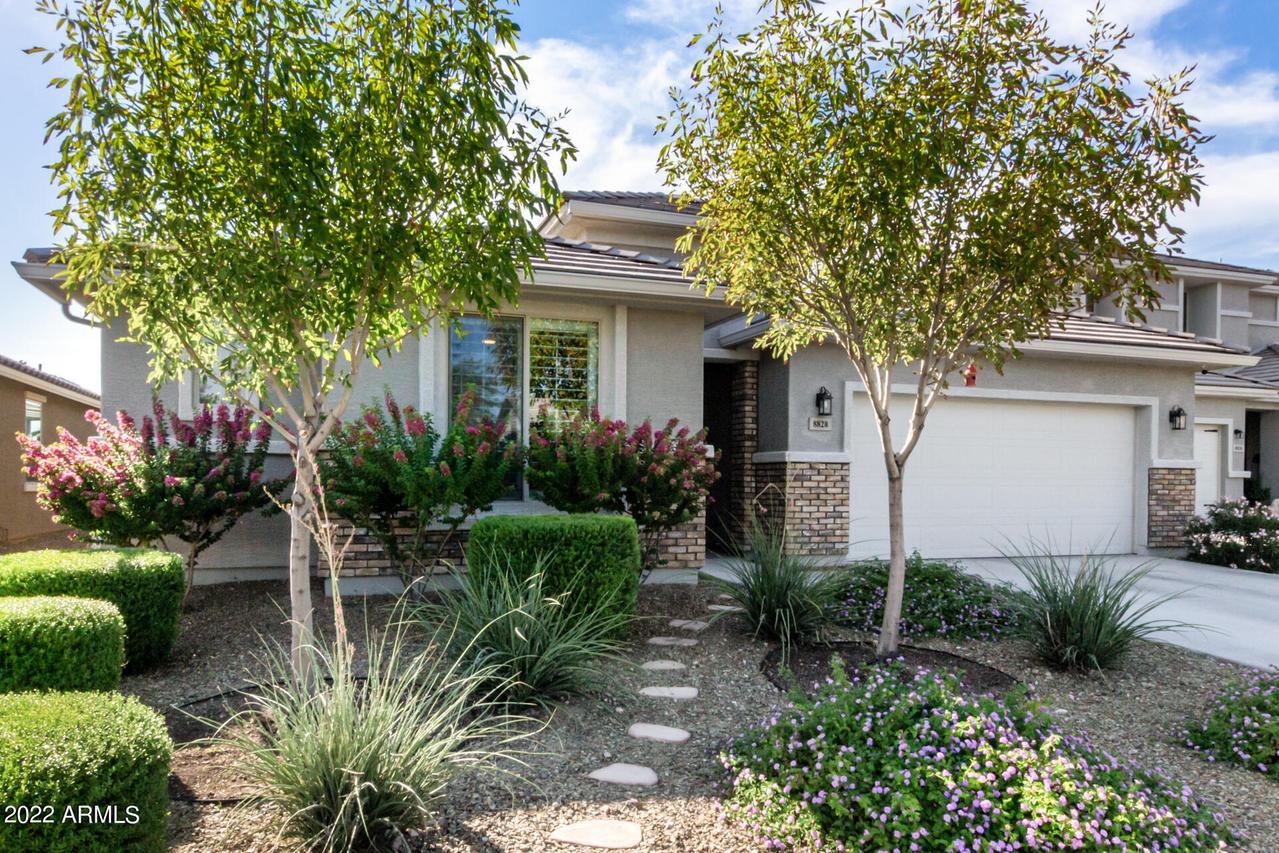 8828 N 102nd Ln., Peoria, AZ 85345