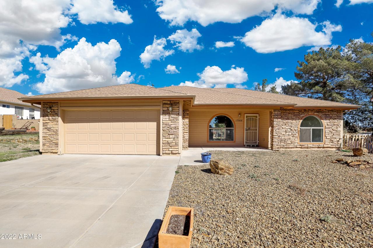 17508 E Jackrabbit Rd., Mayer, AZ 86333
