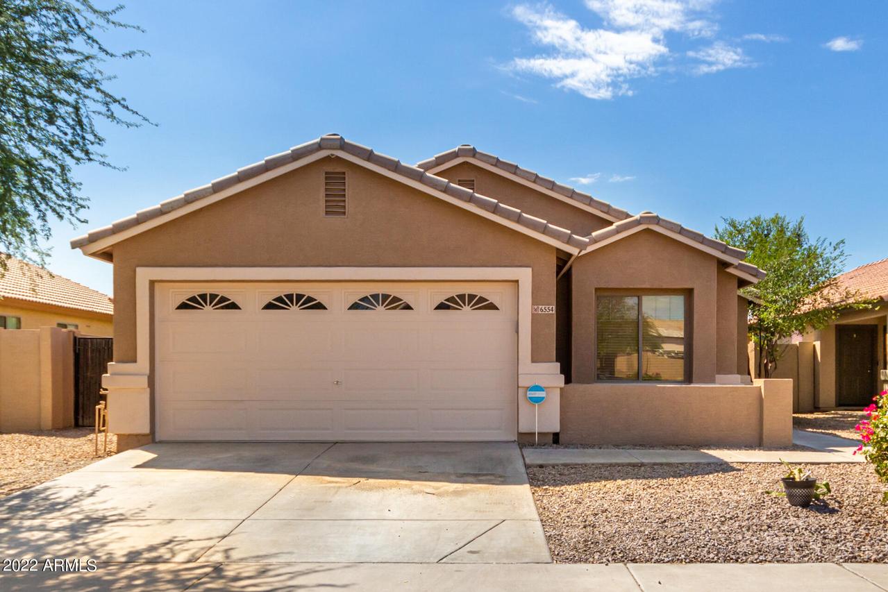 6554 S 44th Ave., Laveen, AZ 85339