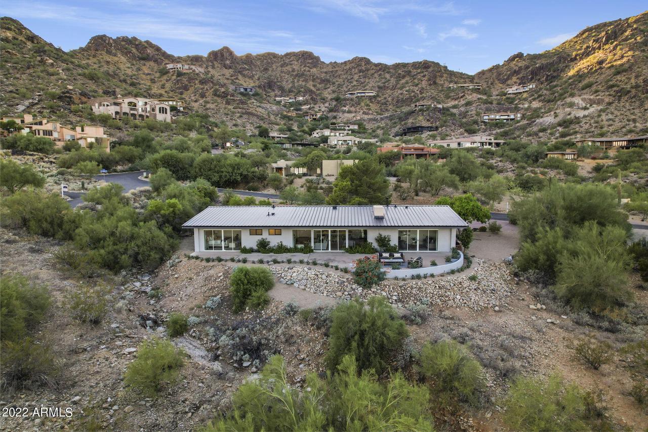 5848 E Hummingbird Ln., Paradise Valley, AZ 85253