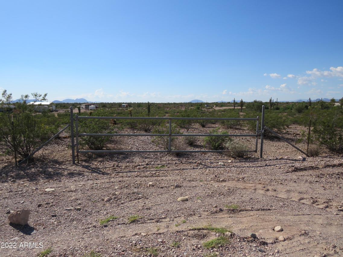 4436 N 335th Ave. #11, Tonopah, AZ 85354