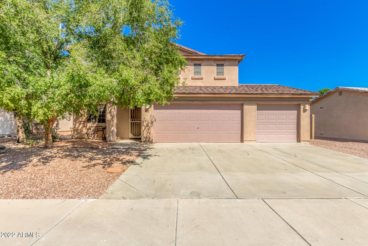 16906 W Saguaro Ln., Surprise, AZ 85388